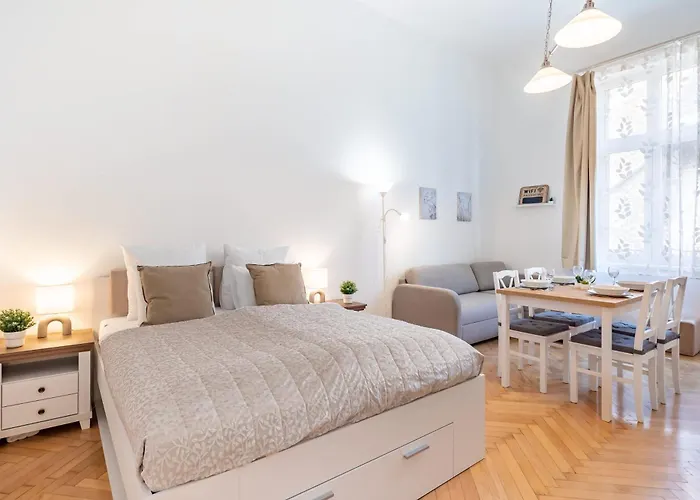 Very - Very Cozy - Quiet Sleep Apartament *