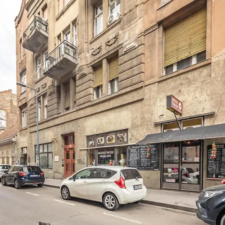 Very - Very Cozy - Quiet Sleep *