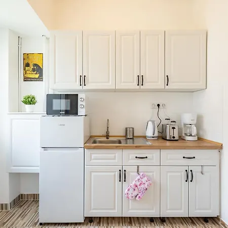 Very - Very Cozy - Quiet Sleep