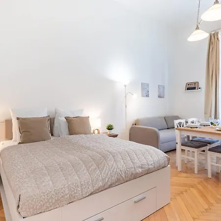 Very - Very Cozy - Quiet Sleep Apartament *